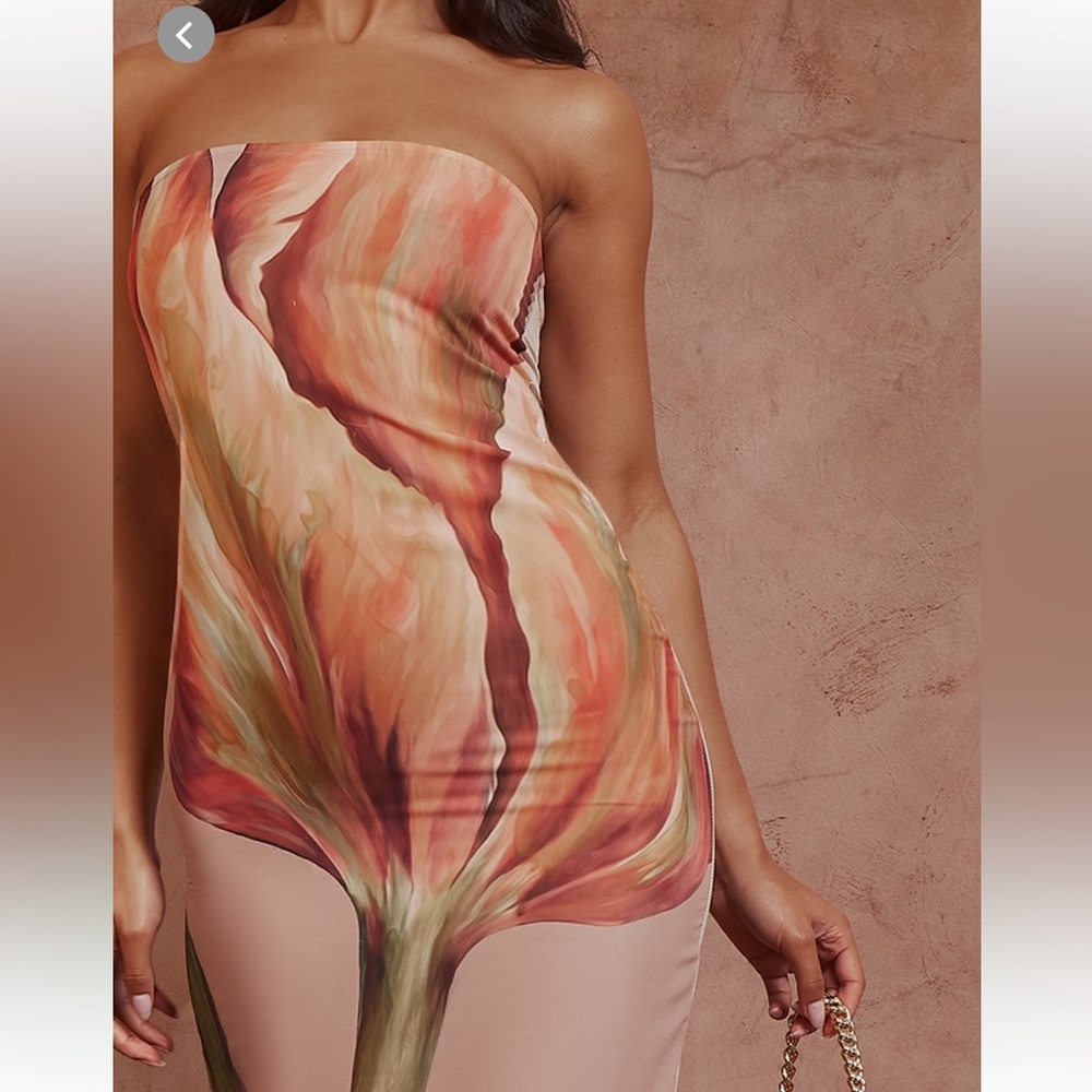 PrettyLittleThing viral dress - tulip flower maxi dress, strapless column dress - Picture 6 of 9